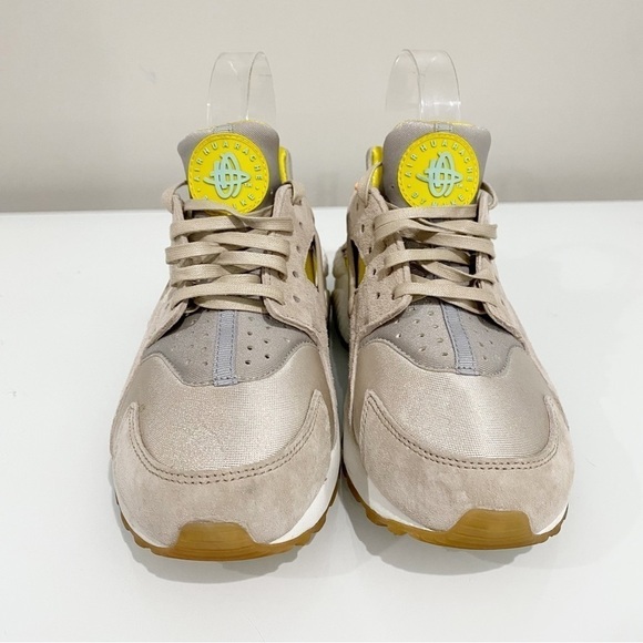 NIKE Air Huarache Run PRM Premium Metallic Silver Sunset Glow Size 7.5 - Picture 3 of 13